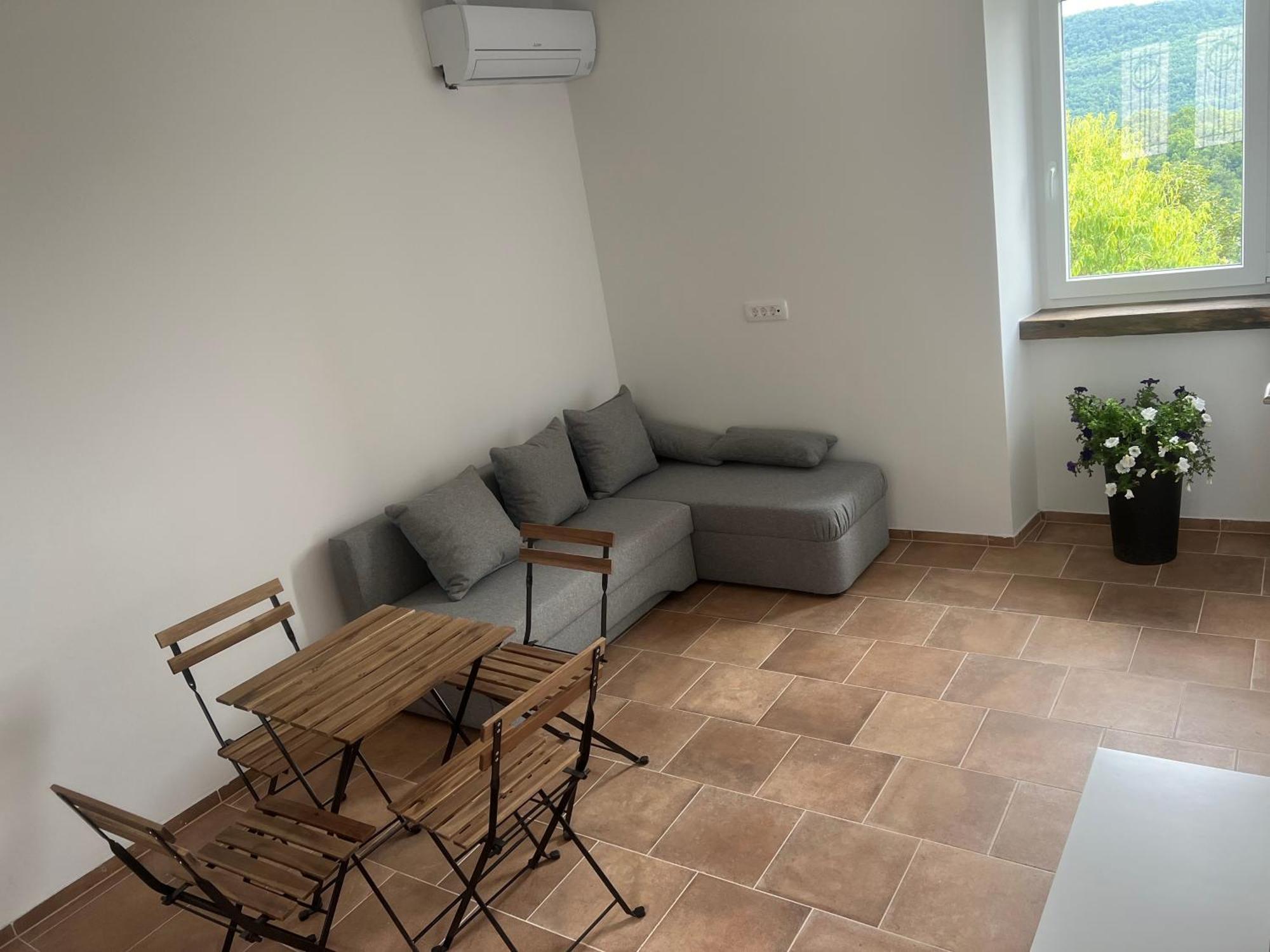 Hramisce Appartement Šmarje Buitenkant foto